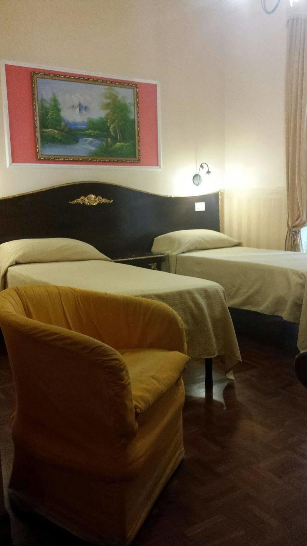 Bed & Breakfast Napoli Centrale Buitenkant foto